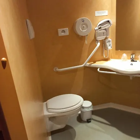 La Metairie & Piscine 2*