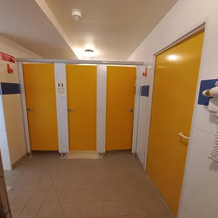 La Metairie & Piscine Отель