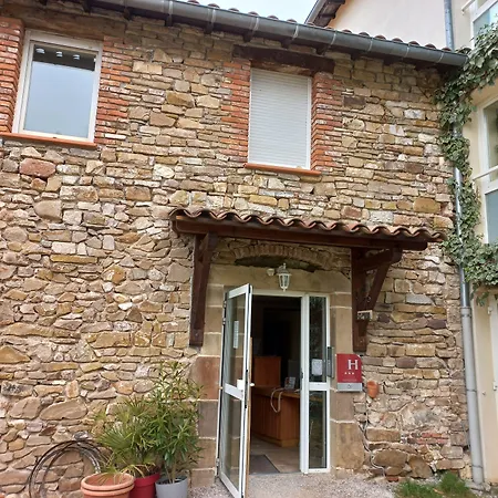 La Metairie & Piscine Отель