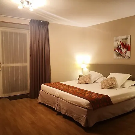 La Metairie & Piscine Корд-сюр-Сьель