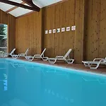 Hotel La Metairie & Piscine