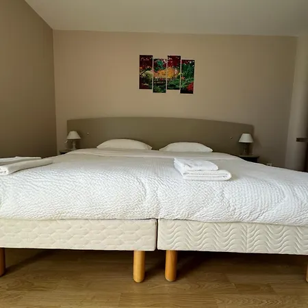 La Metairie & Piscine Hotel Cordes-sur-Ciel