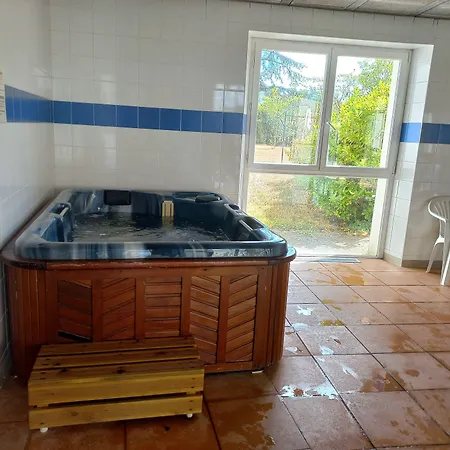 La Métairie&piscine 2*